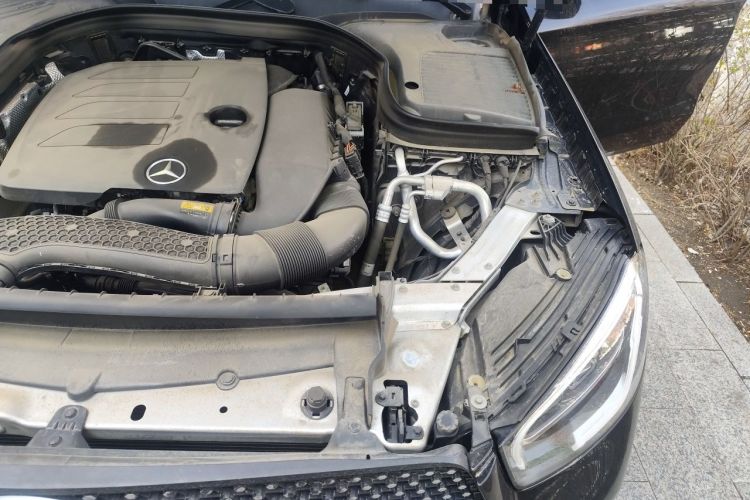 Used Mercedes-Benz GLC 2021 GLC 300 L 4MATIC Dynamic Model Engine Bay Left