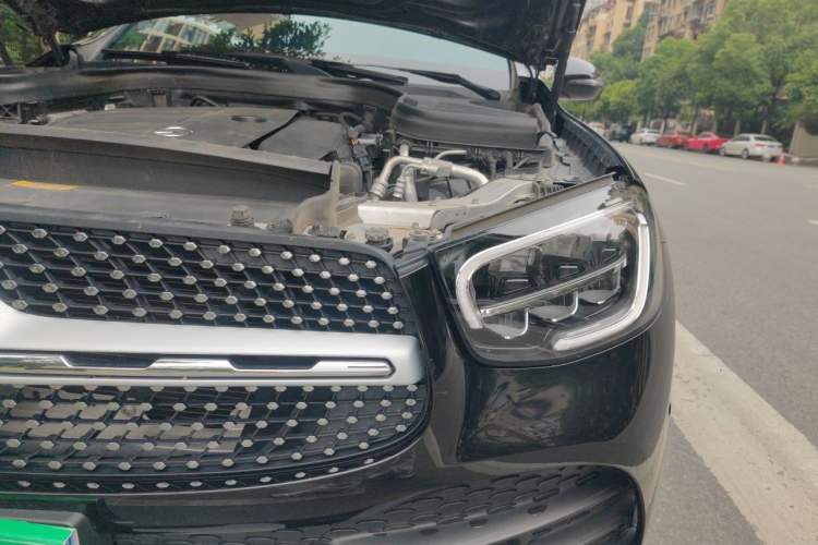 Used Mercedes-Benz GLC 2021 GLC 300 L 4MATIC Dynamic Model Engine Bay Left