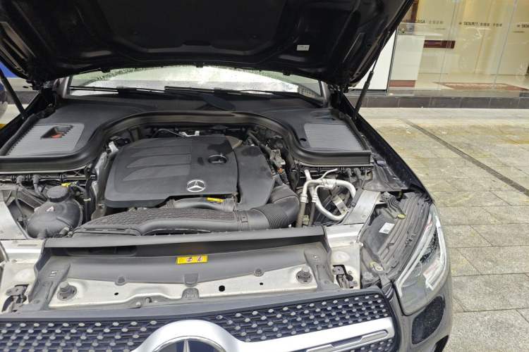 Used Mercedes-Benz GLC 2021 GLC 300 L 4MATIC Luxury Model Engine Bay Left