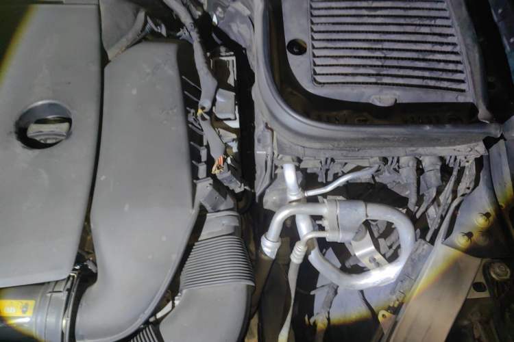 Used Mercedes-Benz GLC 2021 GLC 260 L 4MATIC Dynamic Edition Engine Bay Left