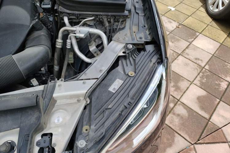 Used Mercedes-Benz GLC 2021 GLC 260 L 4MATIC Dynamic Edition Engine Bay Left