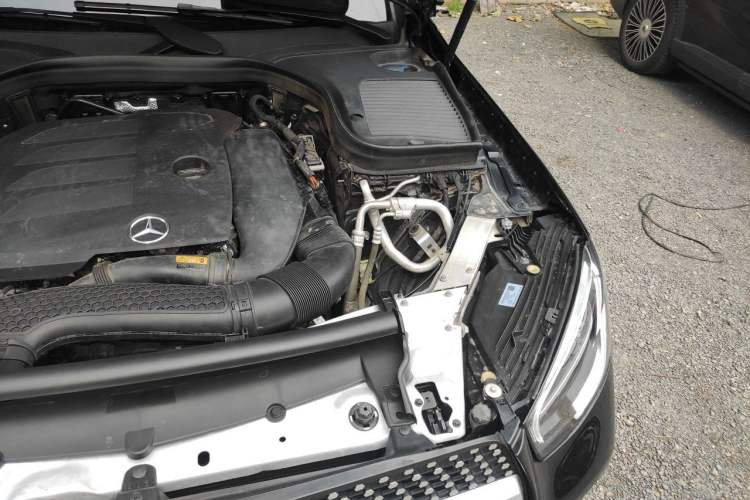 Used Mercedes-Benz GLC 2021 GLC 300 L 4MATIC Dynamic Model Engine Bay Left