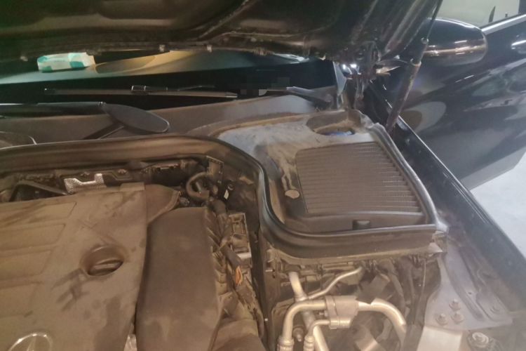Used Mercedes-Benz GLC 2021 GLC 300 L 4MATIC Dynamic Model Engine Bay Left