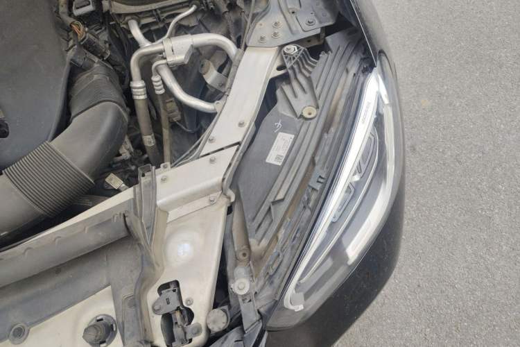 Used Mercedes-Benz GLC 2021 GLC 300 L 4MATIC Dynamic Model Engine Bay Left