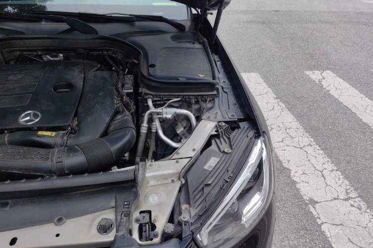 Used Mercedes-Benz GLC 2021 GLC 300 L 4MATIC Luxury Model Engine Bay Left