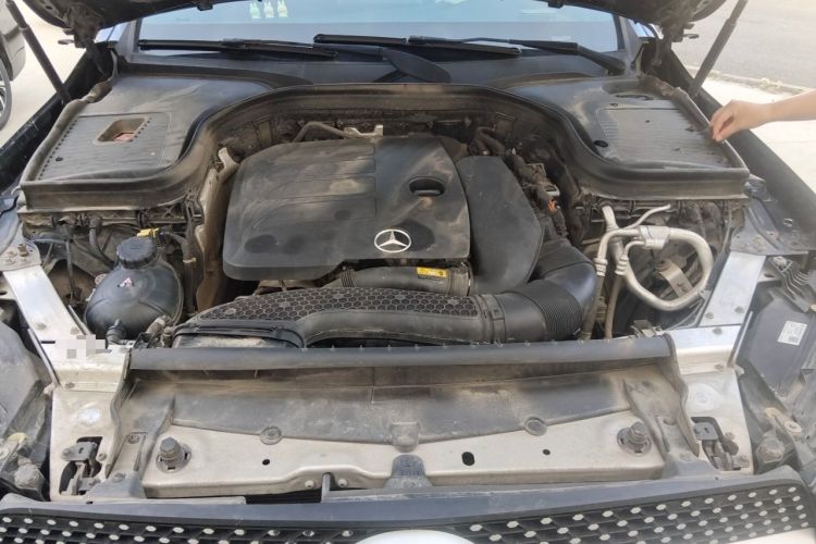 Used Mercedes-Benz GLC 2021 GLC 300 L 4MATIC Dynamic Model Engine Bay