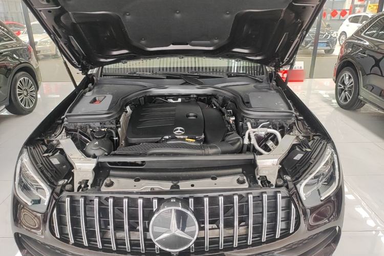 Used Mercedes-Benz GLC 2021 GLC 300 L 4MATIC Dynamic Model Engine Bay