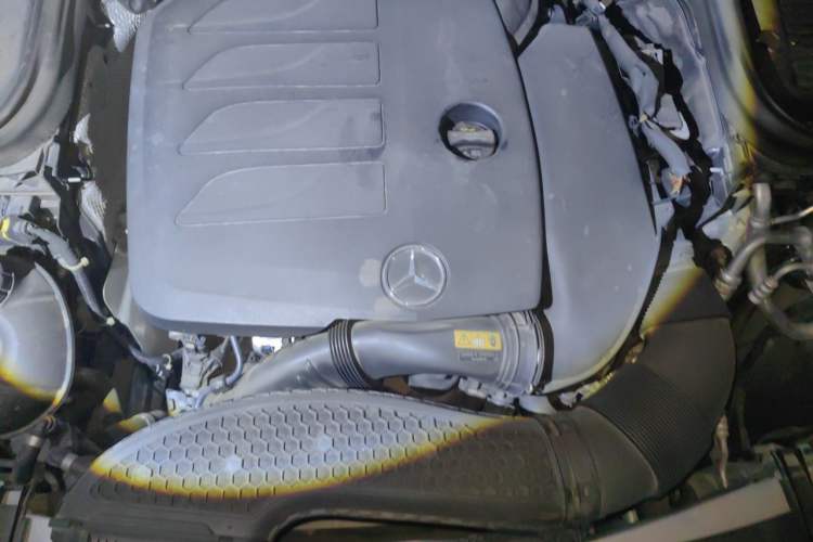 Used Mercedes-Benz GLC 2021 GLC 260 L 4MATIC Dynamic Edition Engine Bay