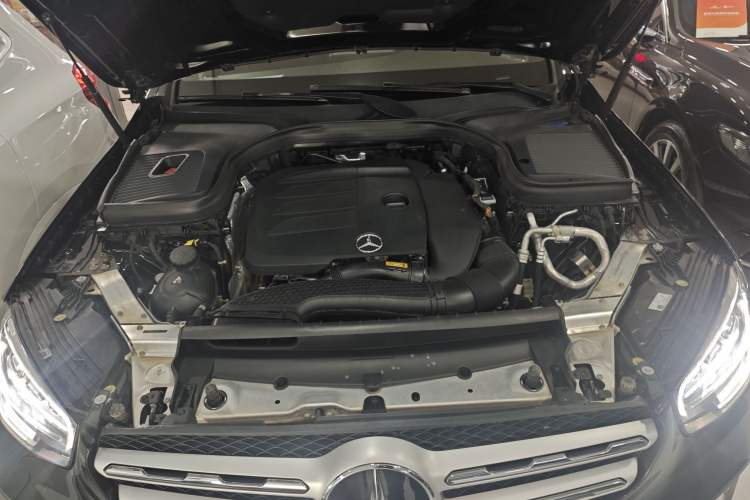 Used Mercedes-Benz GLC 2021 GLC 260 L 4MATIC Dynamic Edition Engine Bay