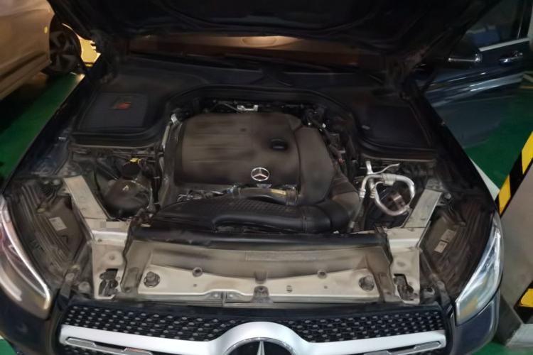 Used Mercedes-Benz GLC 2021 GLC 300 L 4MATIC Dynamic Model Engine Bay