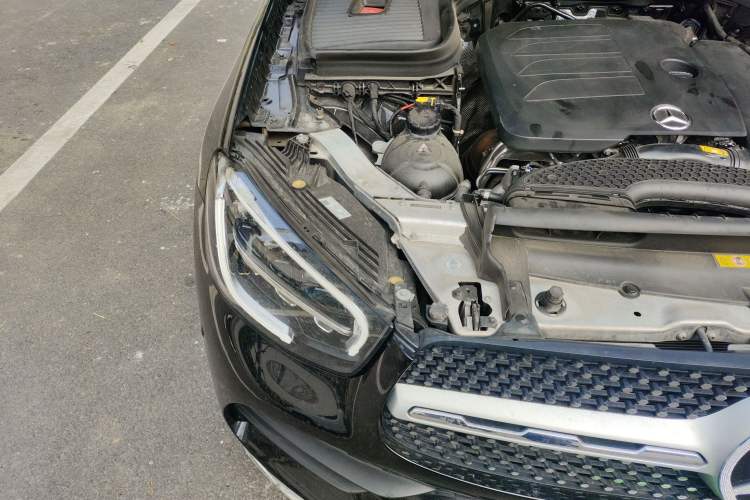 Used Mercedes-Benz GLC 2021 GLC 300 L 4MATIC Dynamic Model Engine Bay Right