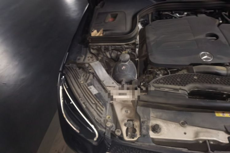 Used Mercedes-Benz GLC 2021 GLC 300 L 4MATIC Dynamic Model Engine Bay Right