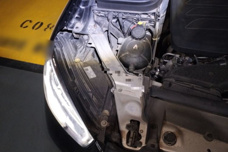 Used Mercedes-Benz GLC 2021 GLC 300 L 4MATIC Dynamic Model Engine Bay Right