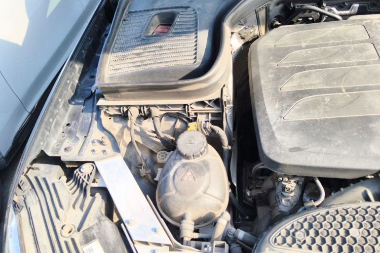 Used Mercedes-Benz GLC 2021 GLC 300 L 4MATIC Dynamic Model Engine Bay Right