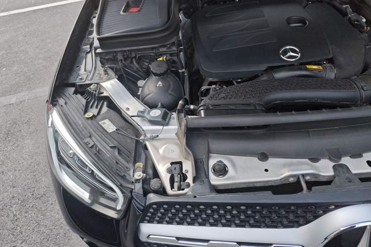 Used Mercedes-Benz GLC 2021 GLC 300 L 4MATIC Dynamic Model Engine Bay Right