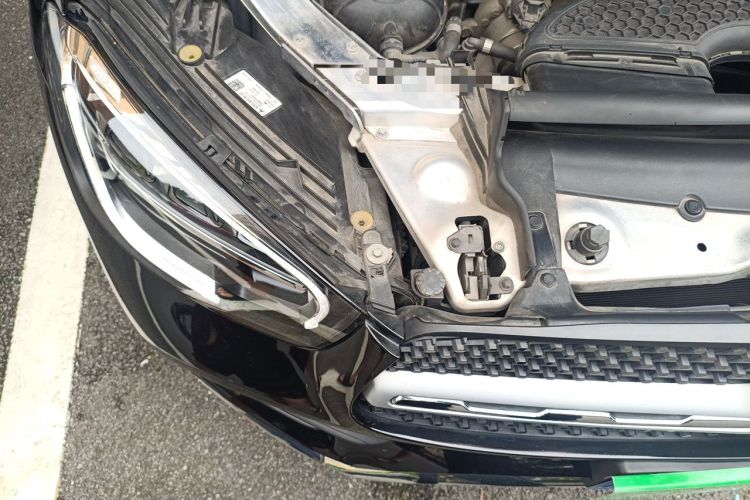 Used Mercedes-Benz GLC 2021 GLC 300 L 4MATIC Dynamic Model Engine Bay Right