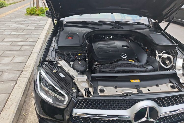 Used Mercedes-Benz GLC 2021 GLC 300 L 4MATIC Dynamic Model Engine Bay Right