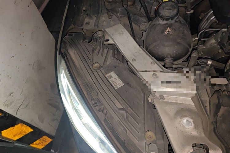 Used Mercedes-Benz GLC 2021 GLC 260 L 4MATIC Luxury Model Engine Bay Right