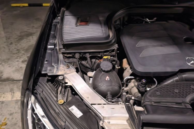 Used Mercedes-Benz GLC 2021 GLC 300 L 4MATIC Dynamic Model Engine Bay Right
