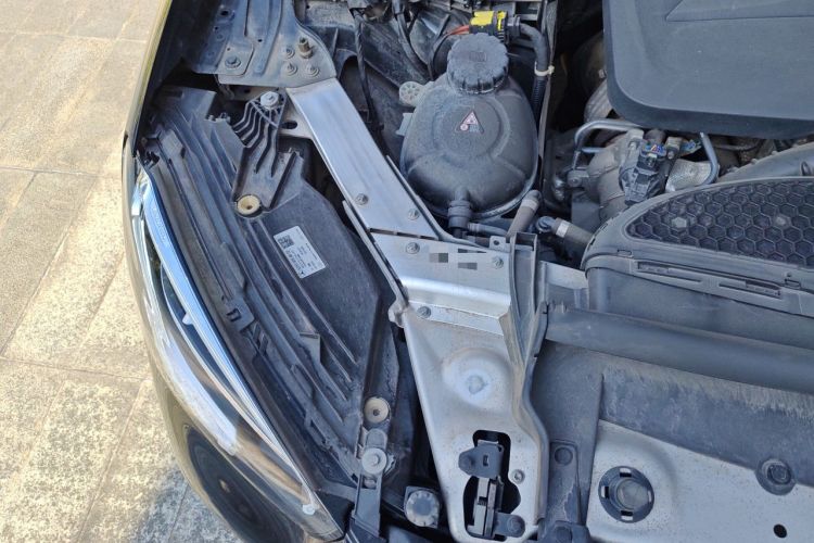 Used Mercedes-Benz GLC 2021 GLC 260 L 4MATIC Luxury Model Engine Bay Right