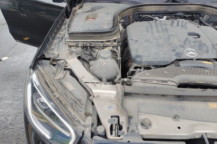 Used Mercedes-Benz GLC 2021 GLC 300 L 4MATIC Dynamic Model Engine Bay Right