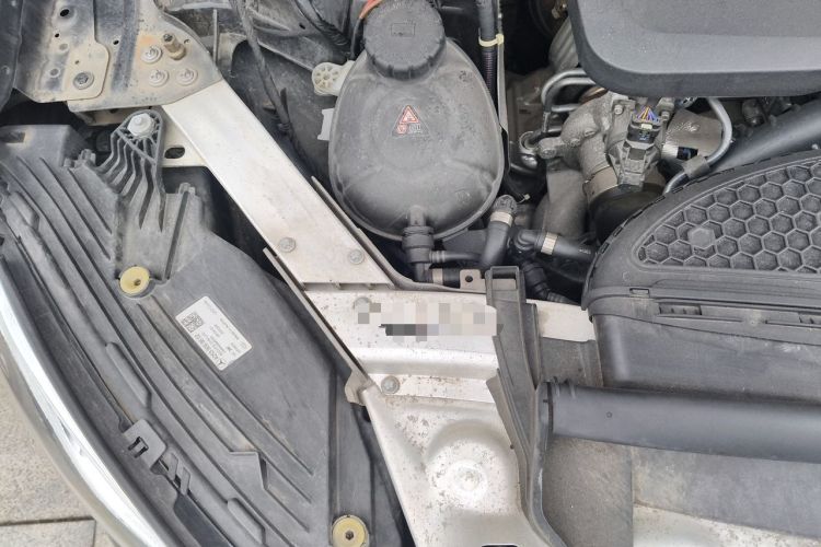Used Mercedes-Benz GLC 2021 GLC 260 L 4MATIC Luxury Model Engine Bay Right