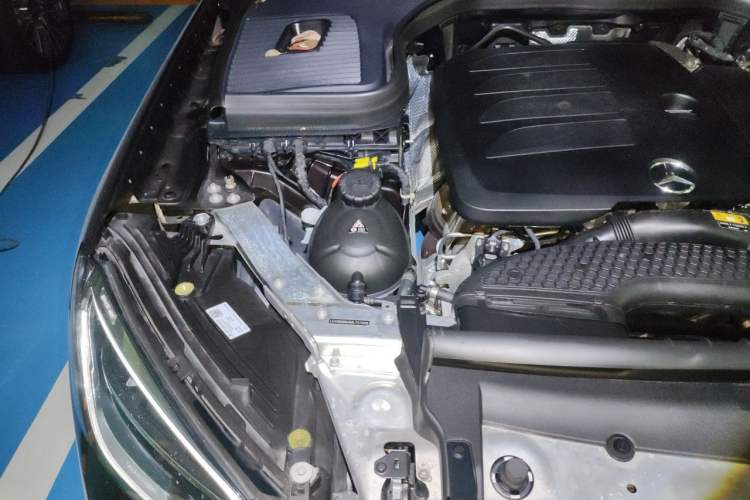 Used Mercedes-Benz GLC 2021 GLC 260 L 4MATIC Luxury Model Engine Bay Right