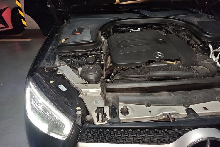 Used Mercedes-Benz GLC 2021 GLC 300 L 4MATIC Dynamic Model Engine Bay Right