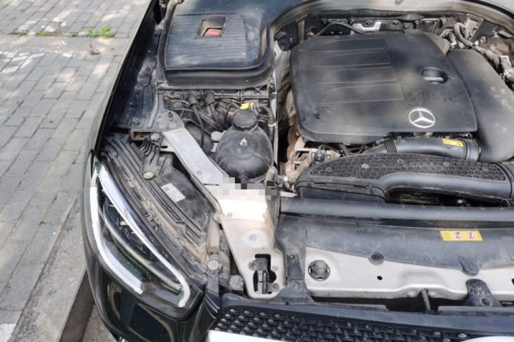 Used Mercedes-Benz GLC 2021 GLC 300 L 4MATIC Dynamic Model Engine Bay Right