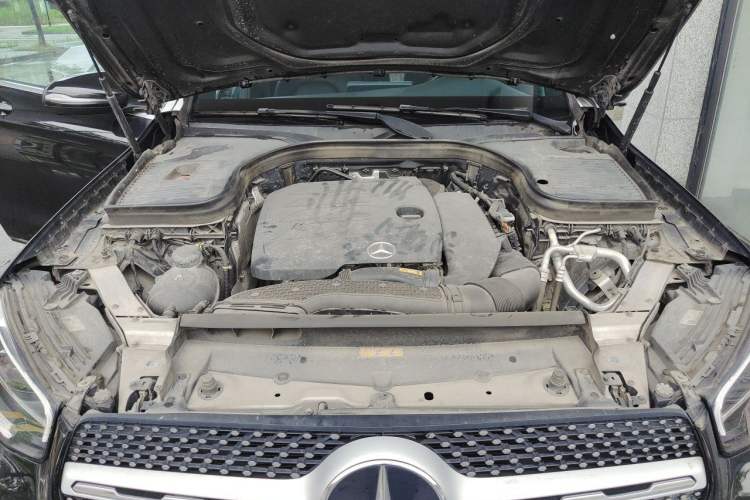 Used Mercedes-Benz GLC 2021 GLC 300 L 4MATIC Dynamic Model Engine Bay