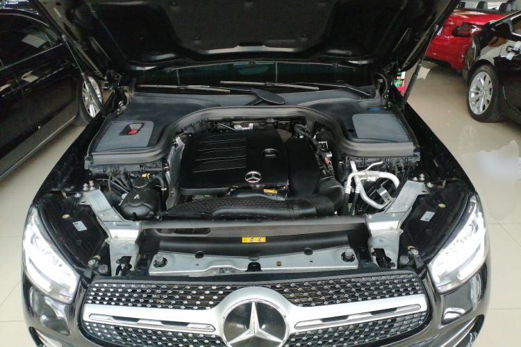Used Mercedes-Benz GLC 2021 GLC 300 L 4MATIC Dynamic Model Engine Bay