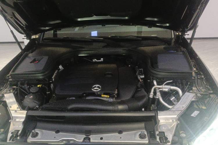 Used Mercedes-Benz GLC 2021 GLC 260 L 4MATIC Luxury Model Engine Bay