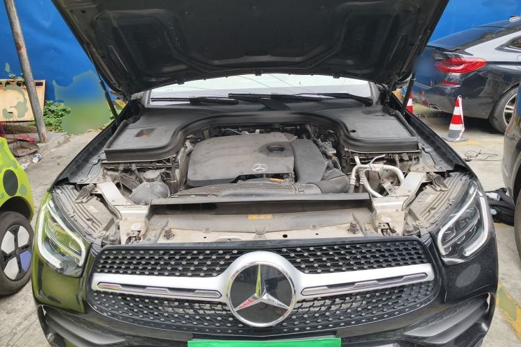 Used Mercedes-Benz GLC 2021 GLC 300 L 4MATIC Dynamic Model Engine Bay