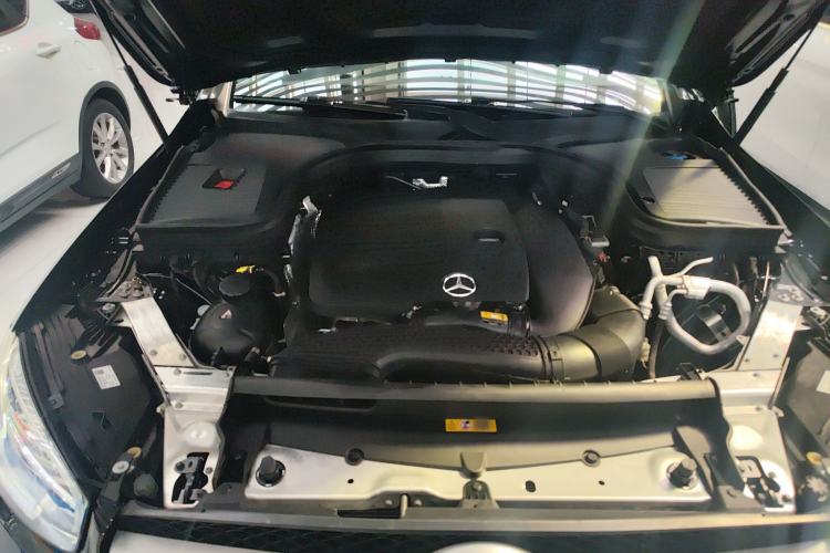 Used Mercedes-Benz GLC 2021 GLC 260 L 4MATIC Dynamic Edition Engine Bay