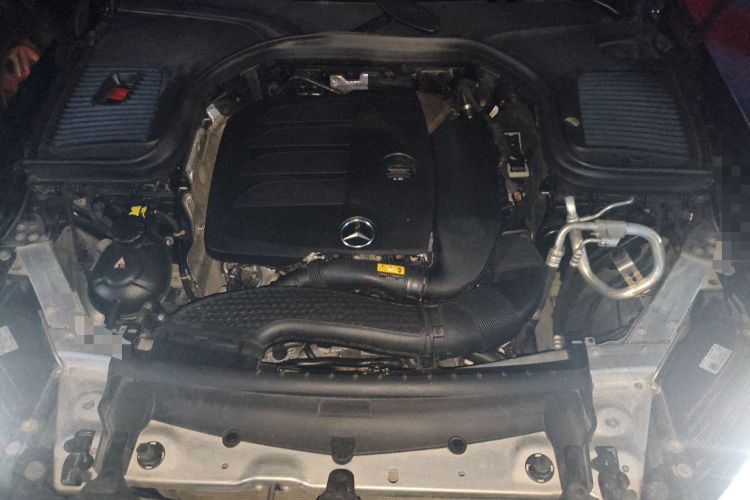 Used Mercedes-Benz GLC 2021 GLC 300 L 4MATIC Dynamic Model Engine Bay
