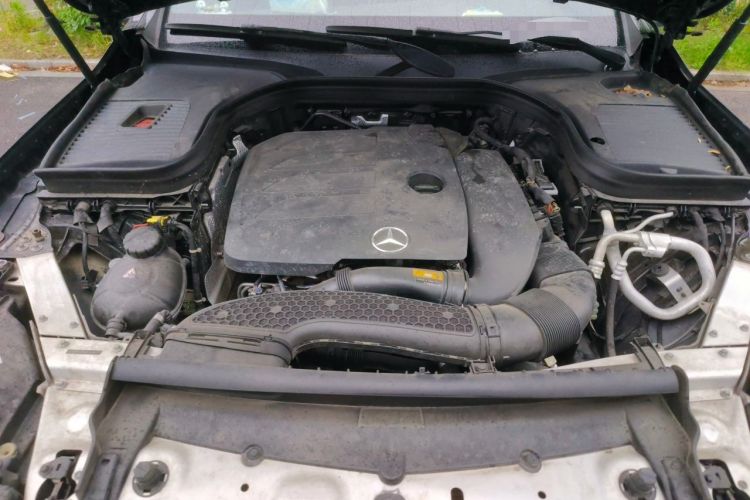 Used Mercedes-Benz GLC 2021 GLC 300 L 4MATIC Dynamic Model Engine Bay
