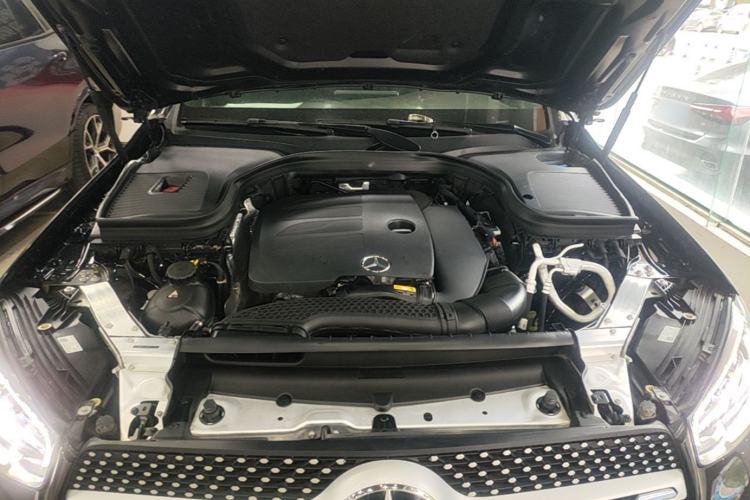 Used Mercedes-Benz GLC 2021 GLC 300 L 4MATIC Dynamic Model Engine Bay