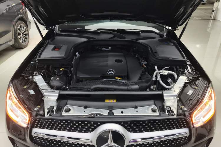 Used Mercedes-Benz GLC 2021 GLC 260 L 4MATIC Luxury Model Engine Bay