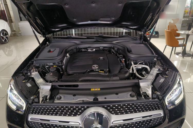 Used Mercedes-Benz GLC 2021 GLC 300 L 4MATIC Dynamic Model Engine Bay