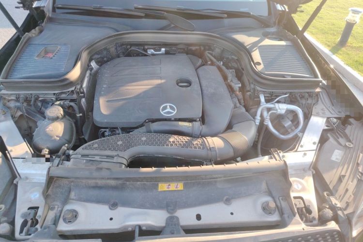 Used Mercedes-Benz GLC 2021 GLC 300 L 4MATIC Dynamic Model Engine Bay