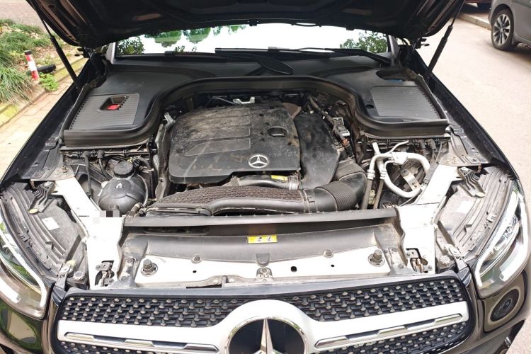 Used Mercedes-Benz GLC 2021 GLC 300 L 4MATIC Dynamic Model Engine Bay