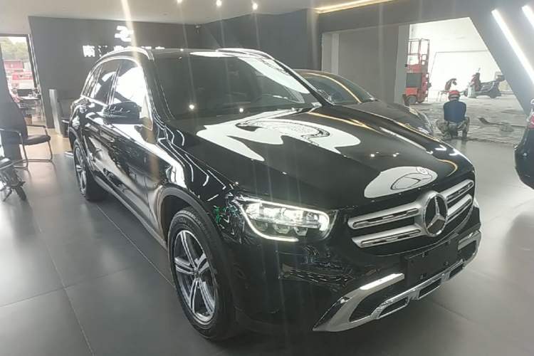 Used Mercedes-Benz GLC 2021 GLC 260 L 4MATIC Dynamic Edition Exterior 1