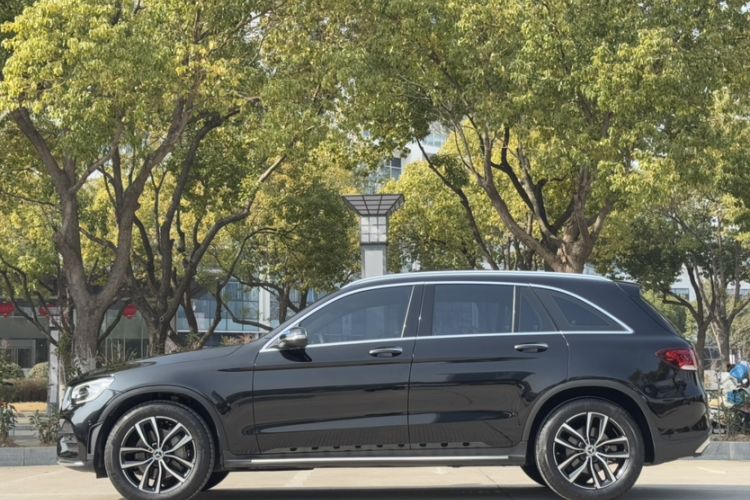 Used Mercedes-Benz GLC 2021 GLC 260 L 4MATIC Luxury Model Exterior 1