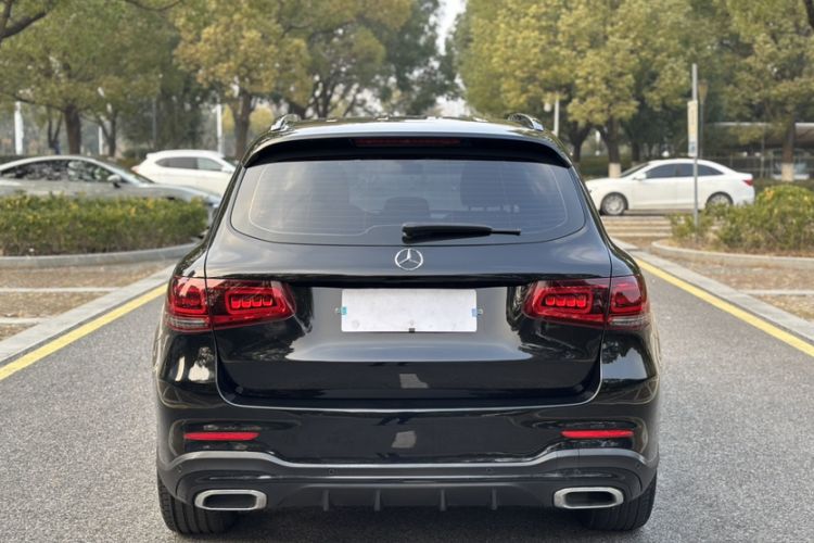 Used Mercedes-Benz GLC 2021 GLC 260 L 4MATIC Luxury Model Exterior 2