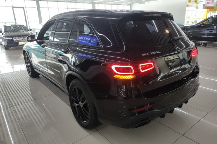 Used Mercedes-Benz GLC 2021 GLC 260 L 4MATIC Luxury Model Exterior 2