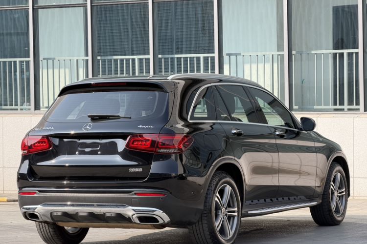 Used Mercedes-Benz GLC 2021 GLC 260 L 4MATIC Dynamic Edition Exterior 2