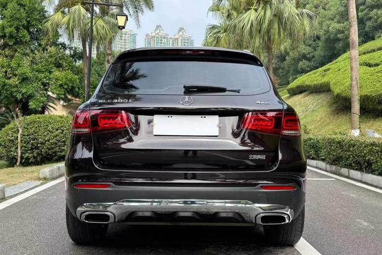 Used Mercedes-Benz GLC 2021 GLC 260 L 4MATIC Dynamic Edition Exterior 3