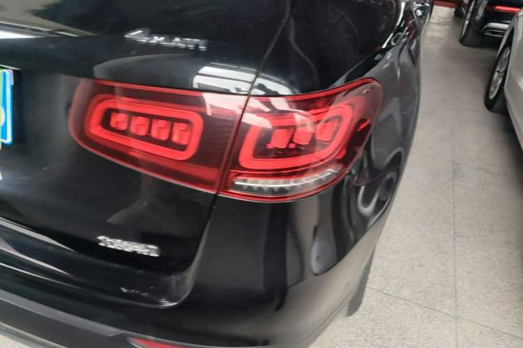 Used Mercedes-Benz GLC 2021 GLC 260 L 4MATIC Dynamic Edition Exterior 3