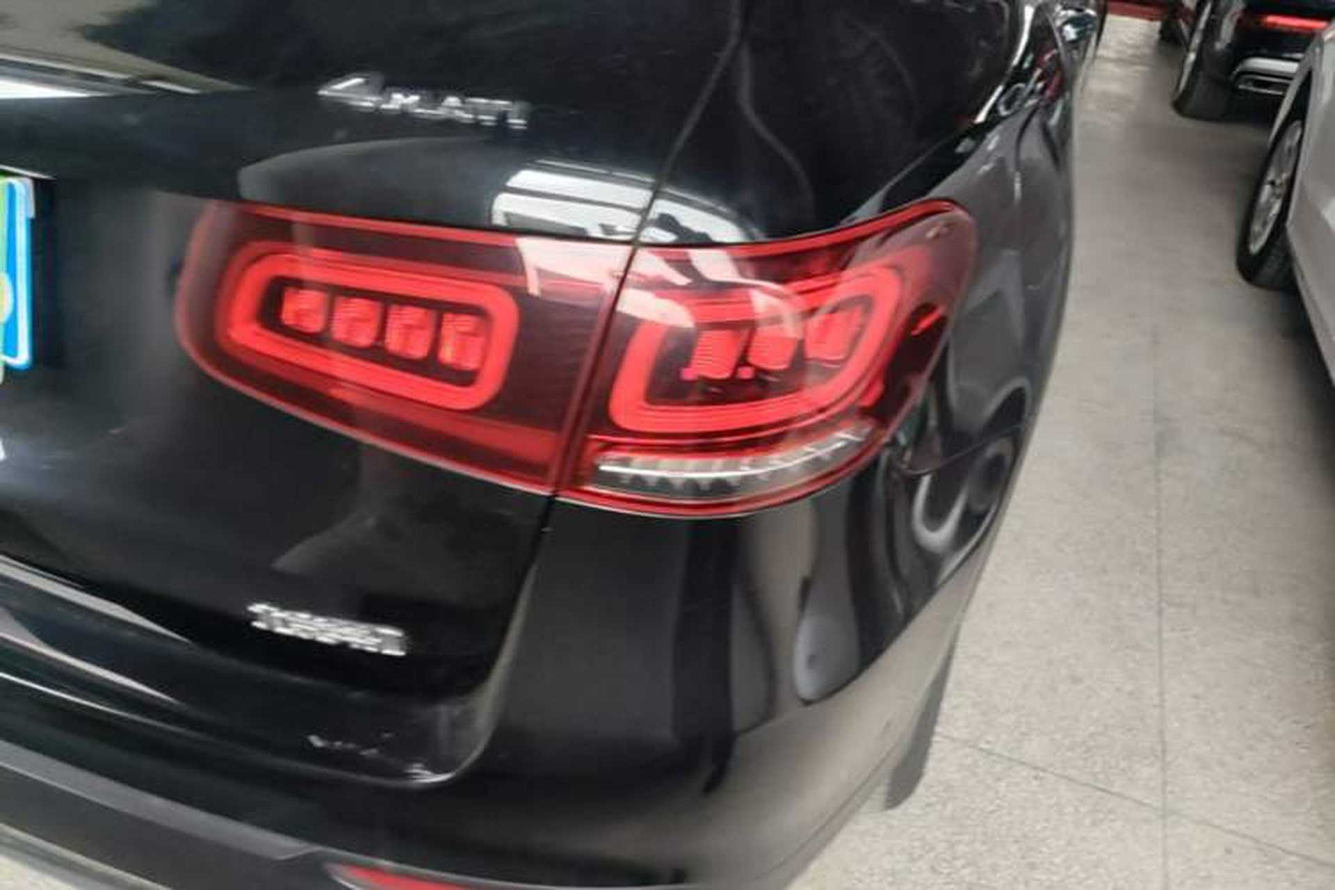Used Mercedes-Benz GLC 2021 GLC 260 L 4MATIC Dynamic Edition Exterior 3