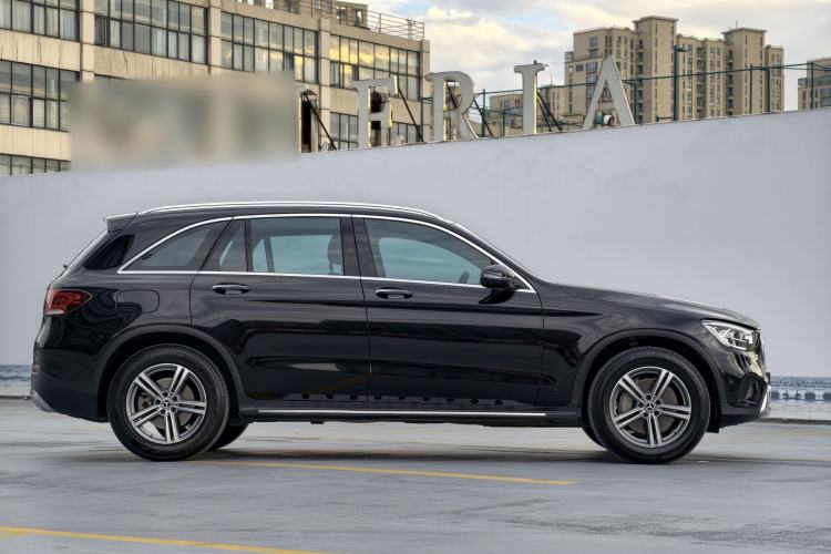 Used Mercedes-Benz GLC 2021 GLC 260 L 4MATIC Dynamic Edition Exterior 3